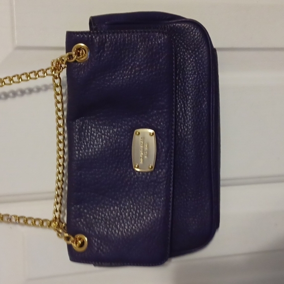 Handbags - MICHAEL Kors Crossbody
